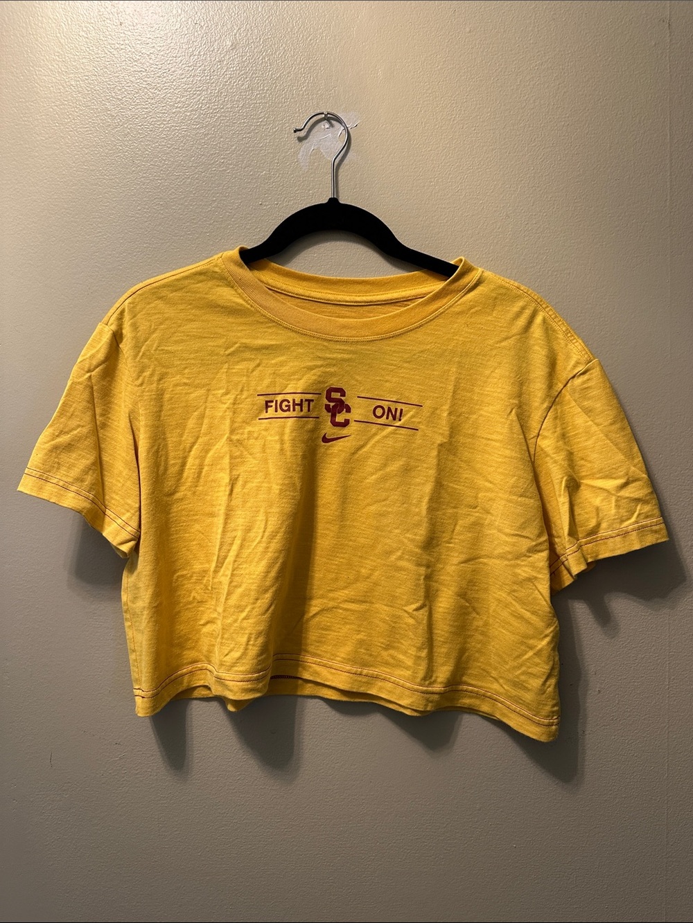 Nike Women’s Yellow Cropped Tee with USC Logo
